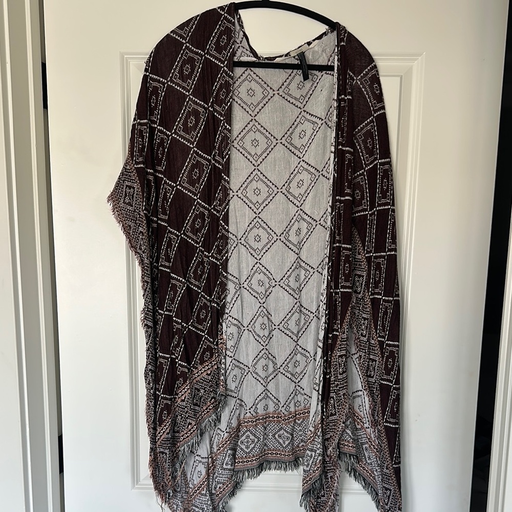 Ecote Brown and White Geometric Tunic